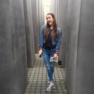 Meet your Posher, Anna